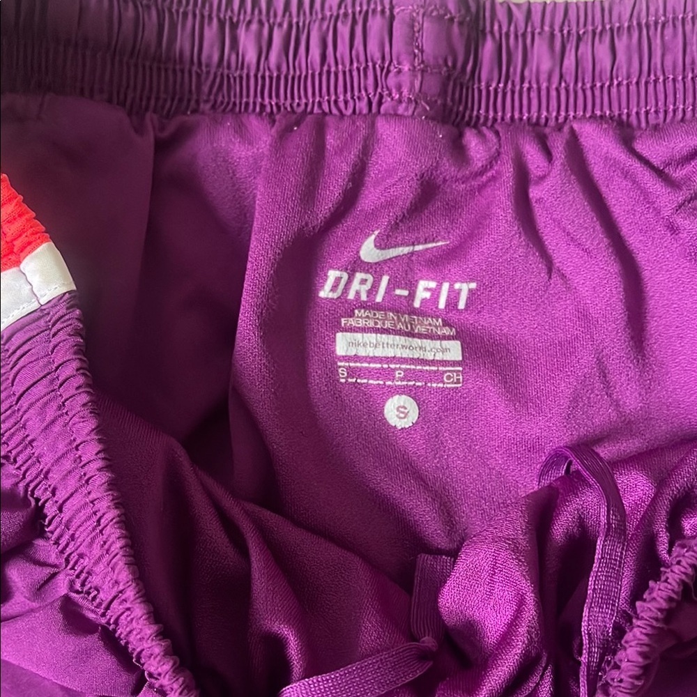 Nike Women's Purple and Pink Running Shorts - Picture 3 of 4